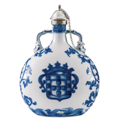 Picture Porcelain bottle with a blue ornament - Vista Alegre