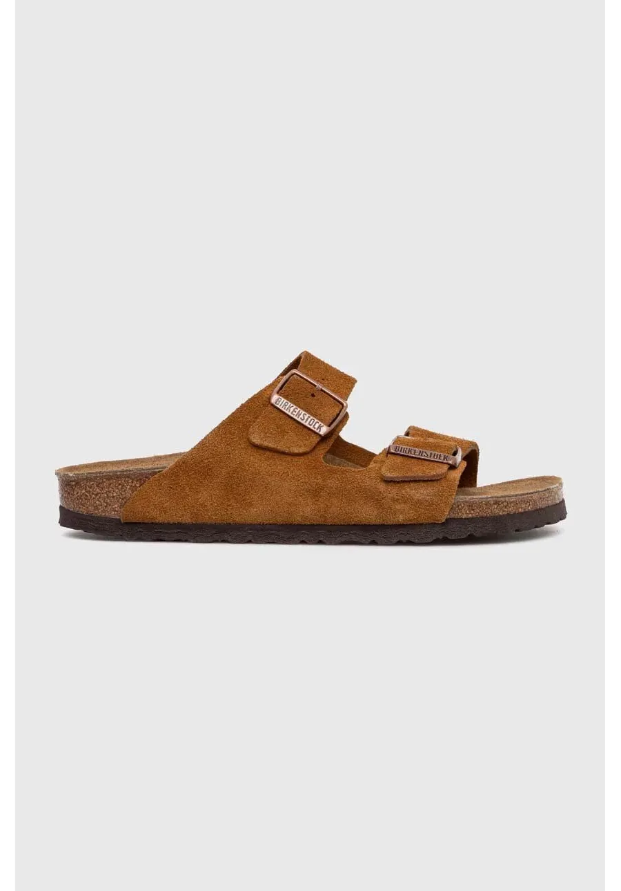obrazek 1 Birkenstock klapki zamszowe Arizona damskie kolor brązowy 1027162