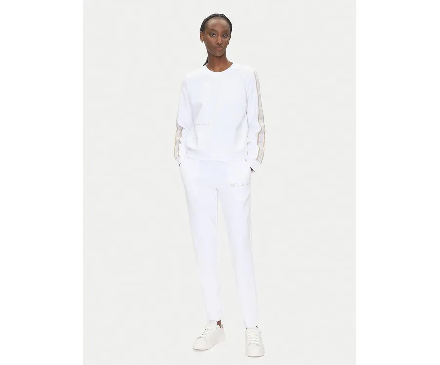 obrazek 1 EA7 Emporio Armani Dres 7W000283 AF12501 U0002 Biały Regular Fit