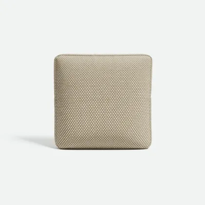 Zdjęcie Elegancka dekoracyjna poduszka do salonu - w stylu modernistycznym