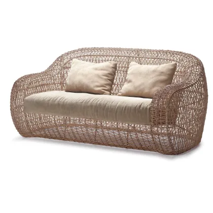 Zdjęcie Niesamowita luksusowa sofa z rattanu od Kenneth Cobonpue