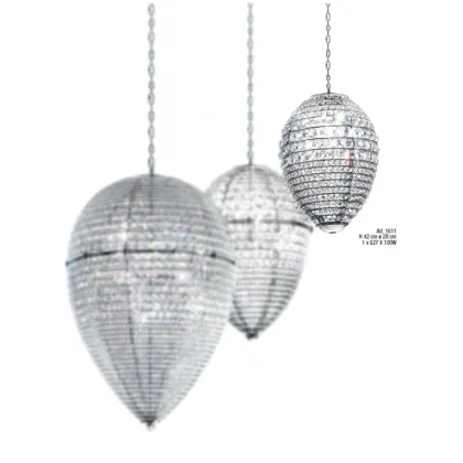 Zdjęcie Stylowy żyrandol złożony z elementów Swarovskiego - Il Paralume Marina