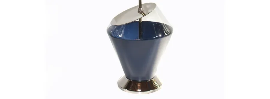 obrazek 4 Asymetryczna lampa biurkowa Tribeca z niklowanego mosiądzu