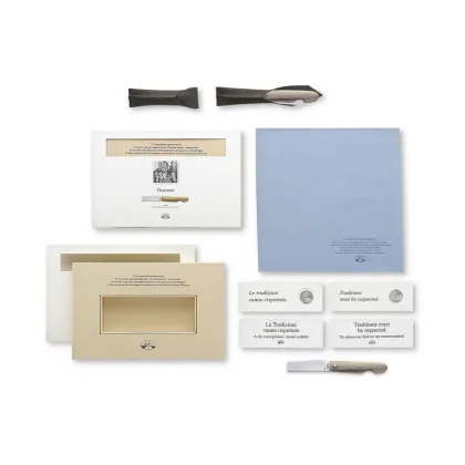 Picture A wonderful cigar cutter in the form of a knife