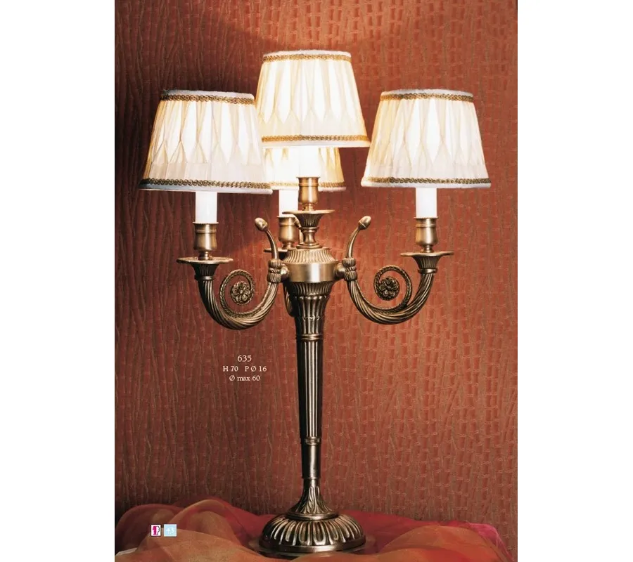 obrazek 1 Lampa w stylu barokowym z czterema światłami z abażurami – Il Paralume Marina