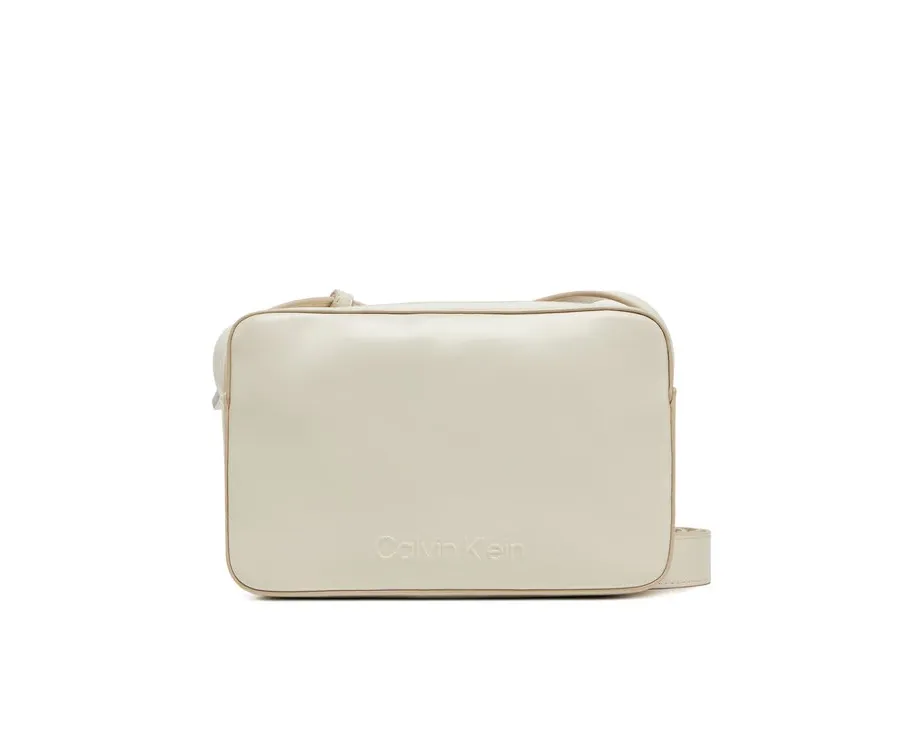 obrazek 1 Calvin Klein Torebka Embossed Logo Camera Bag K60K612555 Beżowy