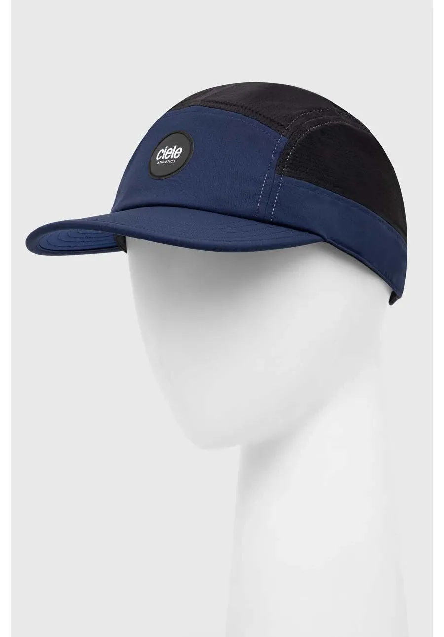 obrazek 1 Ciele Athletics czapka z daszkiem GOCap SC - Badge Plus CLGCSCBPL.NV001 kolor granatowy wzorzysta