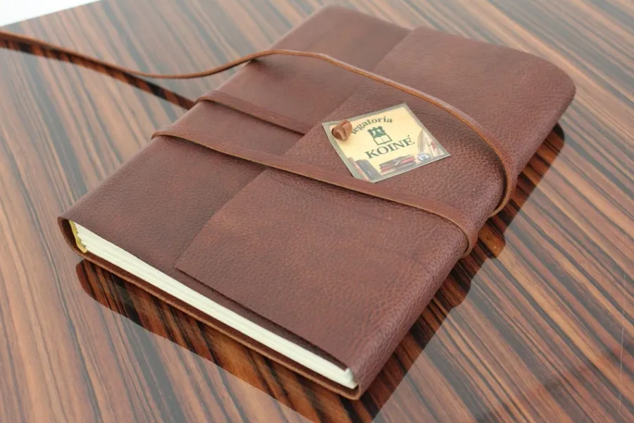 picture 9 Brown leather notebook