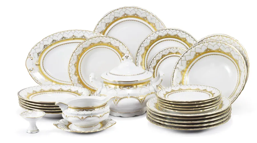 obrazek 1 Piękna stylowa 25-częściowa zastawa obiadowa z porcelany z kolekcji Wedding sonata – Leander