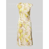 Zdjęcie Sukienka etui z wzorem na całej powierzchni