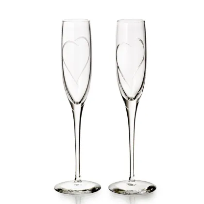 Picture A stylish set of two Namorados alcohol glasses in a gift package - Vista Alegre