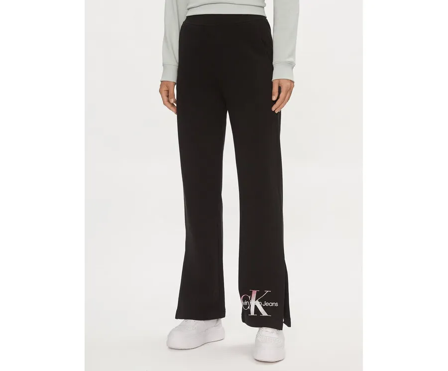 obrazek 1 Calvin Klein Jeans Spodnie dresowe Diffused Monologo J20J223422 Czarny Regular Fit