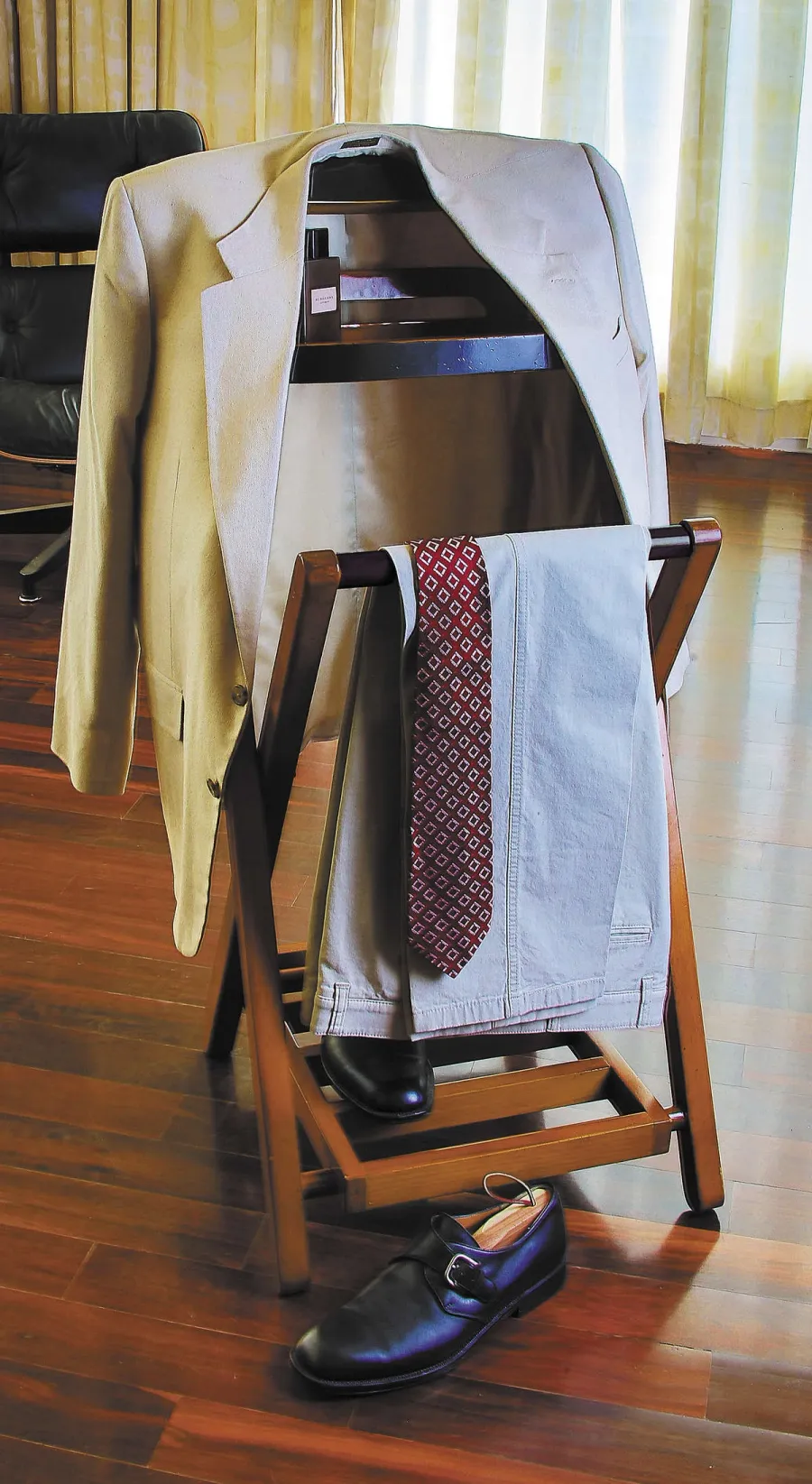 obrazek 4 Elegancki stojak na ubrania 