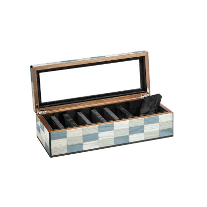 Picture Luxurious pen holder made of mahogany