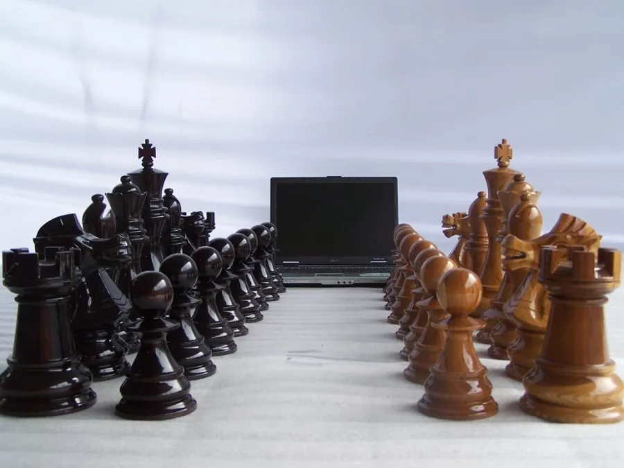 obrazek 2 Bardzo duże figury szachowe wykonane z drewna tekowego - Giant Chess