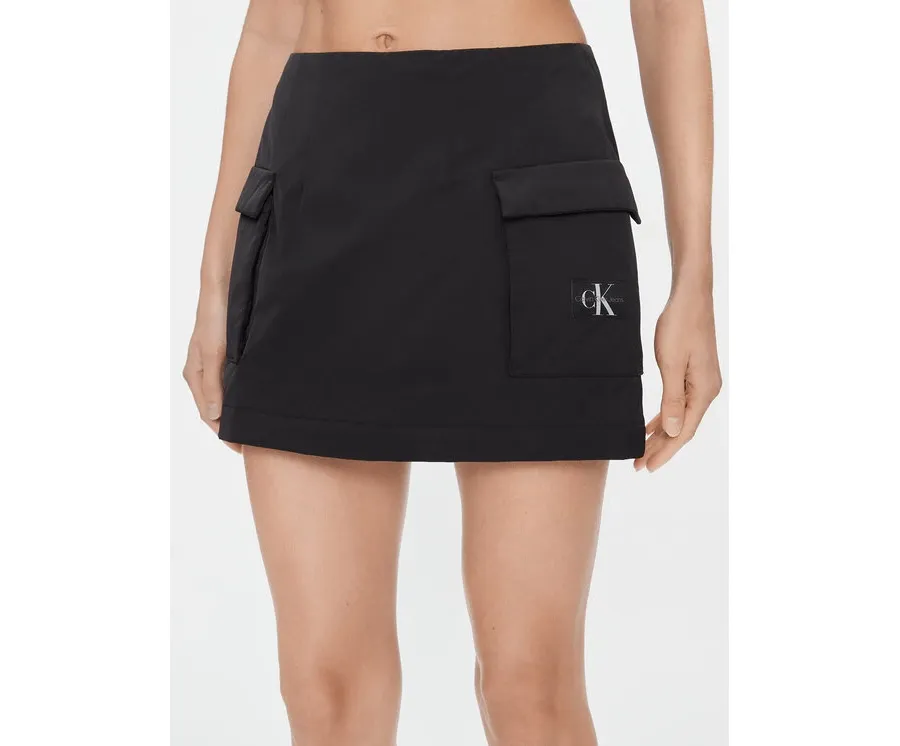 obrazek 1 Calvin Klein Jeans Spódnica mini Light Padded Cargo Skirt J20J222620 Czarny Regular Fit
