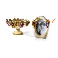 Picture A wonderful photo frame for prestigious interiors