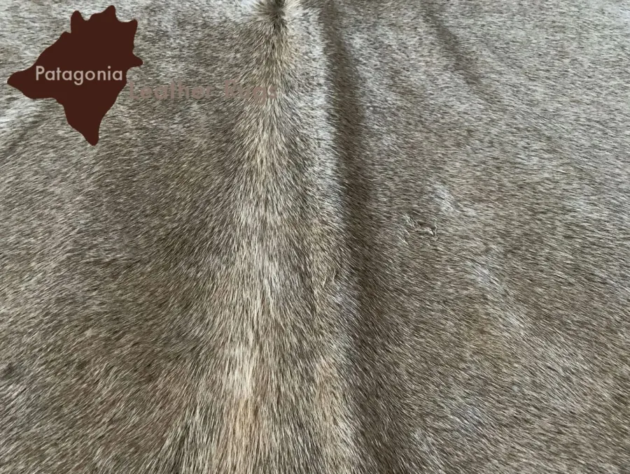 obrazek 2 Wysokiej jakości dywan ze skóry bydlęcej - 207x200 cm