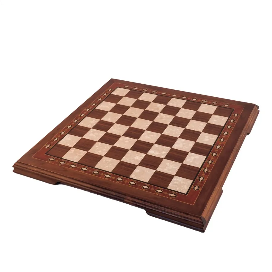 obrazek 11 Cudowny zestaw szachowy na upominek - Helena Woodart