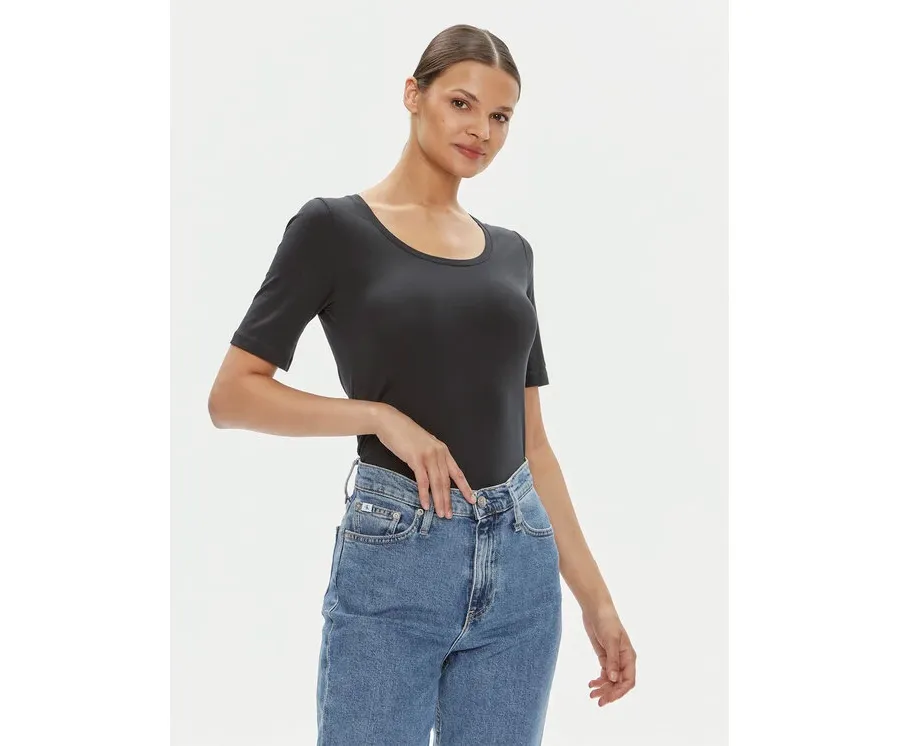 obrazek 1 Gant T-Shirt 4203491 Czarny Slim Fit