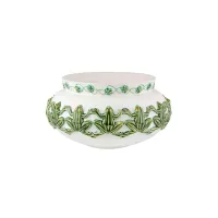 Picture An unusual ceramic flower pot - Bordallo Pinheiro