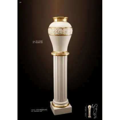 Zdjęcie Postument ozdobny do domu