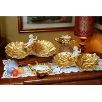 Picture Tasteful star shell - white, gold - Bruno Costenaro