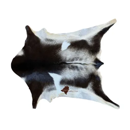 Zdjęcie Ozdobny dywan z naturalnej skóry koziej 90x75 cm