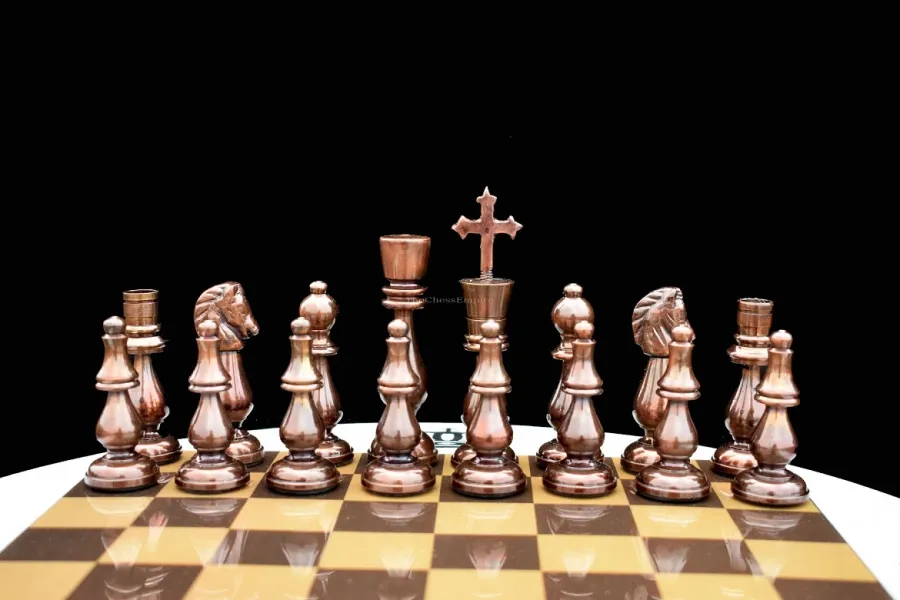 obrazek 8 Luksusowy stół szachowy z mosiężnymi figurami - The Chess Empire
