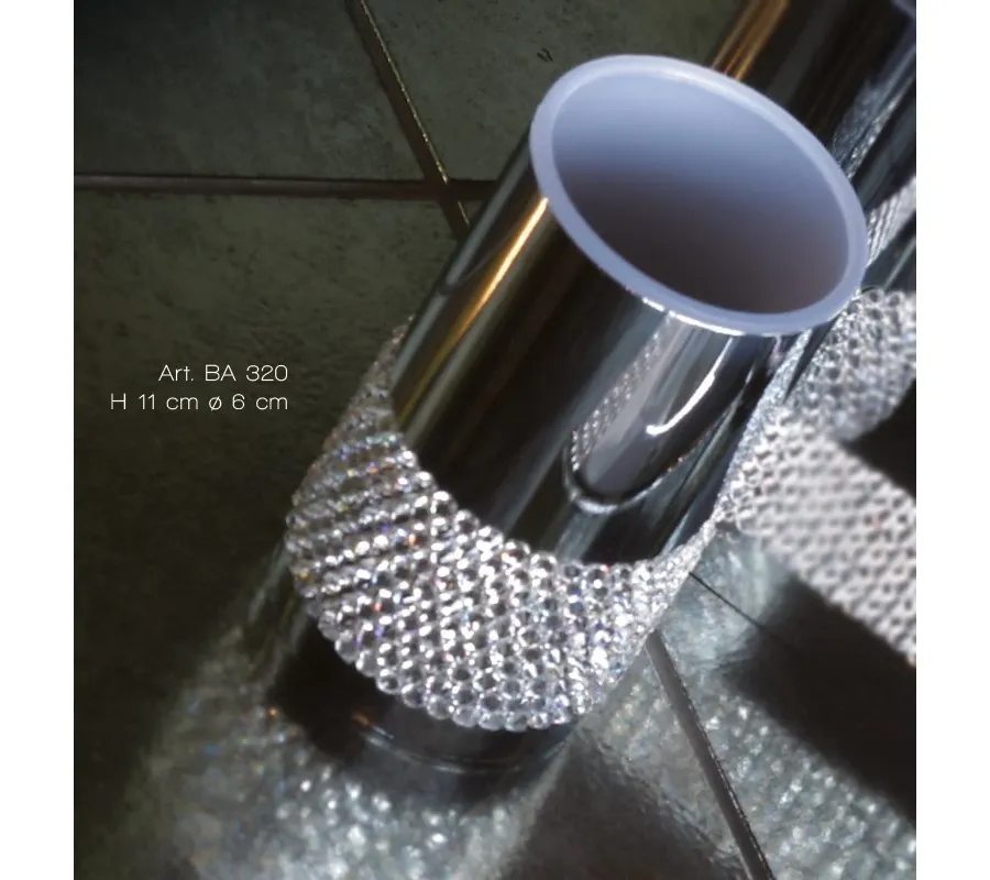 obrazek 1 Wyjątkowy pojemnik na szczoteczki z mosiądzu krome z elementami Swarovskiego - Il Paralume Marina