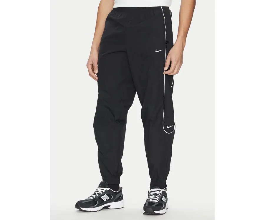 obrazek 1 Nike Spodnie dresowe FB8620 Czarny Regular Fit