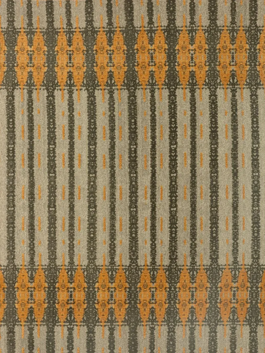 picture 1 Hand-dyed woollen carpet with an interesting texture