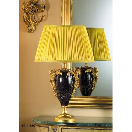 Zdjęcie Elegancka lampa stołowa z pozłacanego brązu i marmuru