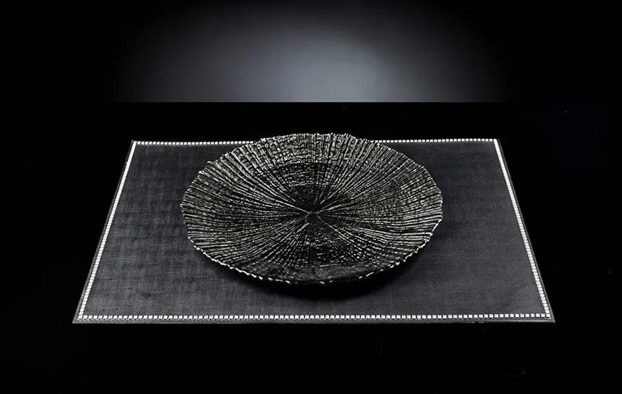 picture 1 Elite glass plate with decorative surface by VG New Trend