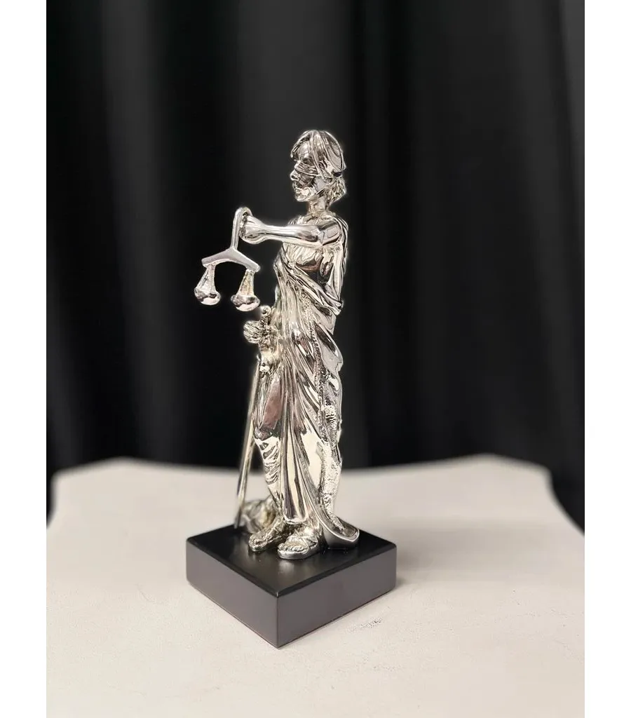 obrazek 3 Temida - bogini sprawiedliwości - idealny prezent dla prawnika!