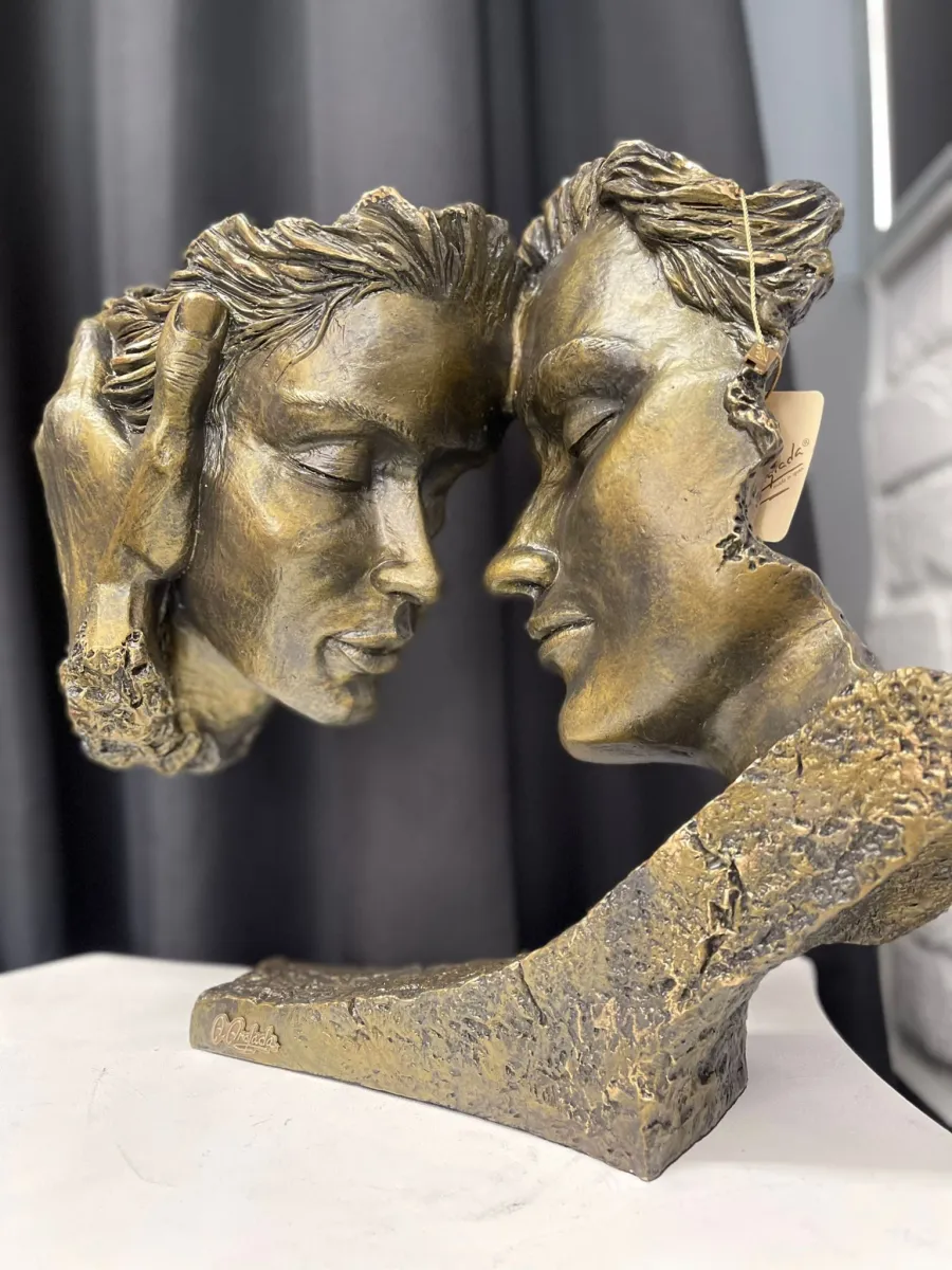 obrazek 1 Hiszpańska rzeźba dwojga zakochanych ludzi