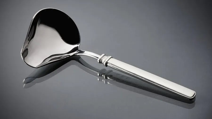 obrazek 4 Elegancka łyżka do sosów