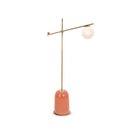 Zdjęcie Lampa podłogowa z elegancko wydłużoną sylwetką H.162xL.91xP.30 cm