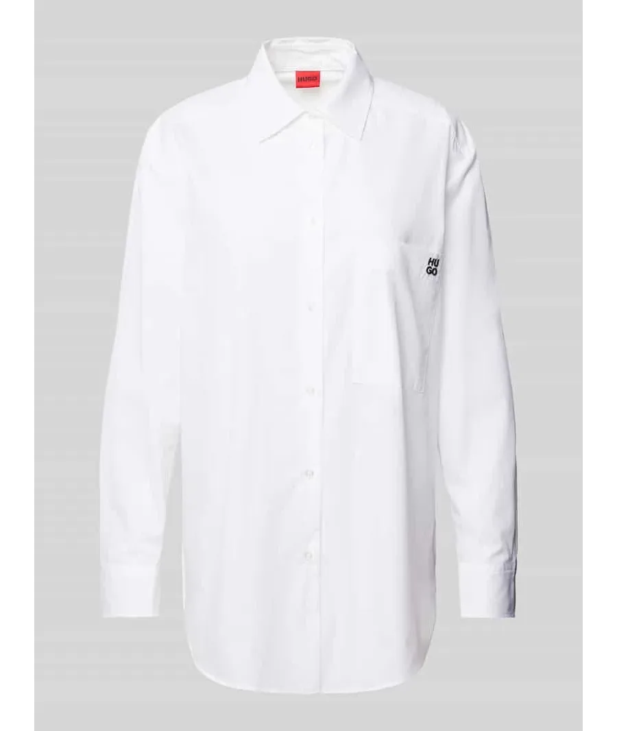 obrazek 1 Bluzka koszulowa o kroju oversized z wyhaftowanym logo