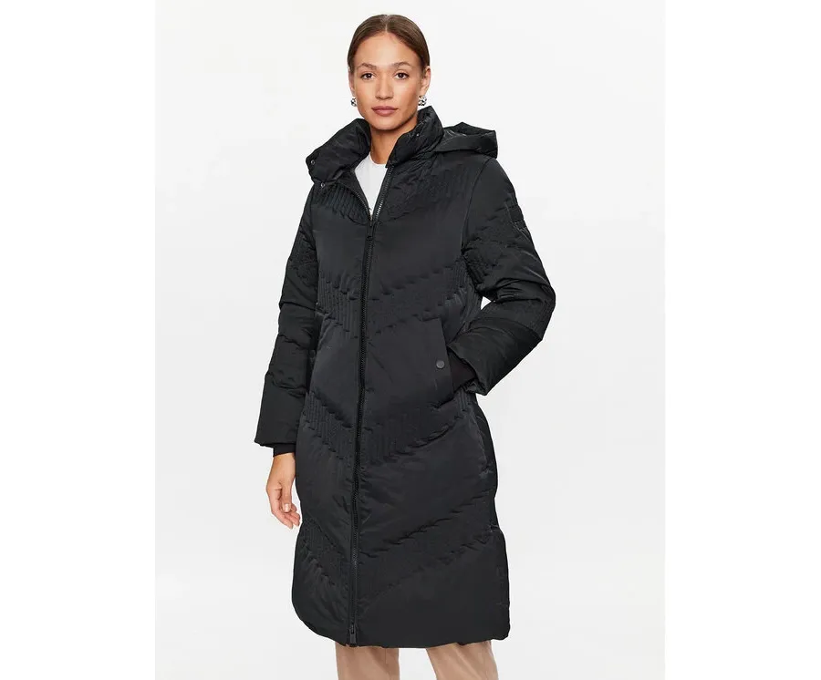 obrazek 1 Guess Kurtka zimowa W3BL42 WFSV2 Czarny Regular Fit