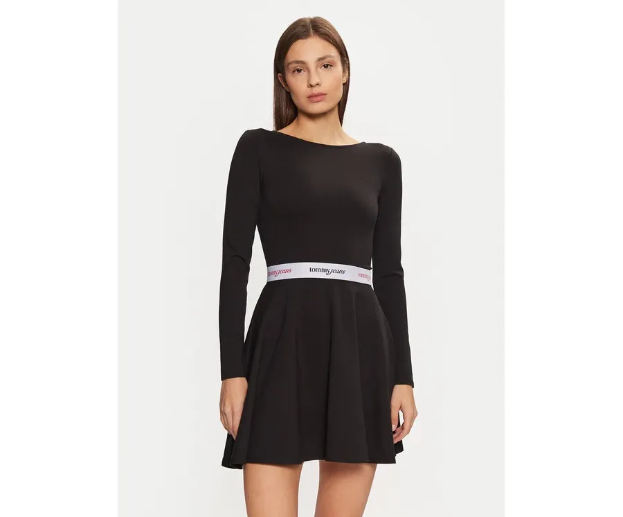 obrazek 1 Tommy Jeans Sukienka codzienna DW0DW19465 Czarny Slim Fit