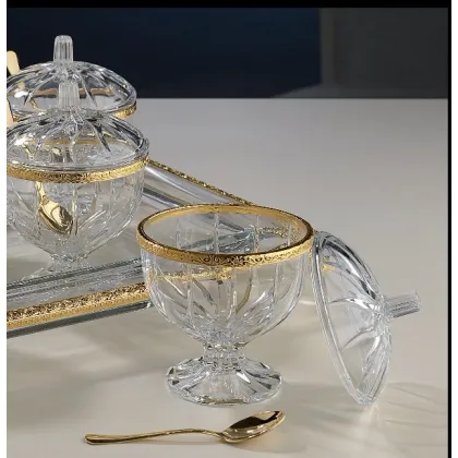 Zdjęcie Świetna miseczka z przykrywką i łyżeczką - do lodów!