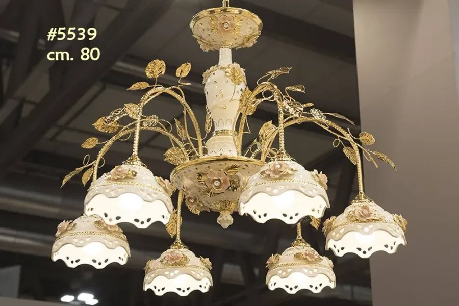 obrazek 1 Wspaniały żyrandol ceramiczny do wyjątkowych pomieszczeń