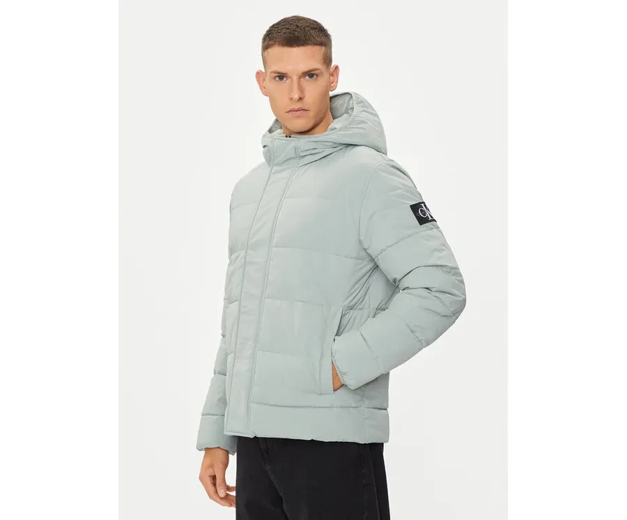 obrazek 1 Calvin Klein Jeans Kurtka zimowa Essential J30J325594 Zielony Regular Fit