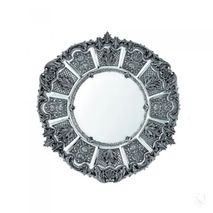 Picture Richly decorated Old New York round silver plate - Zaramella Argenti