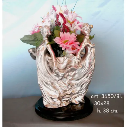Picture A brilliant vase from an Italian manufacturer