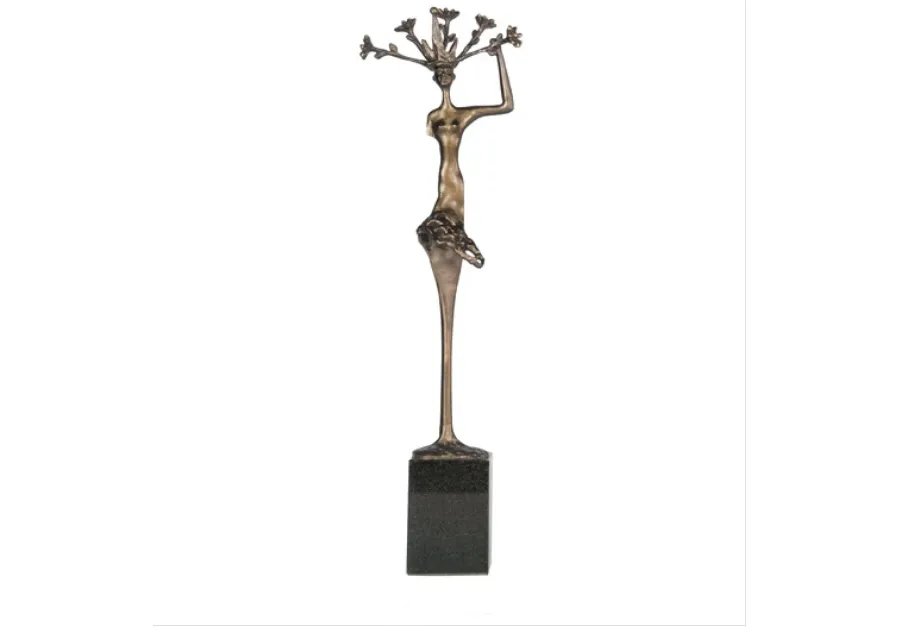 obrazek 1 Piękna statuetka z brązu 