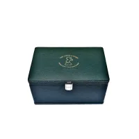 Picture An elegant chest for storing pieces, perfect for chess lovers - The Chess Empire