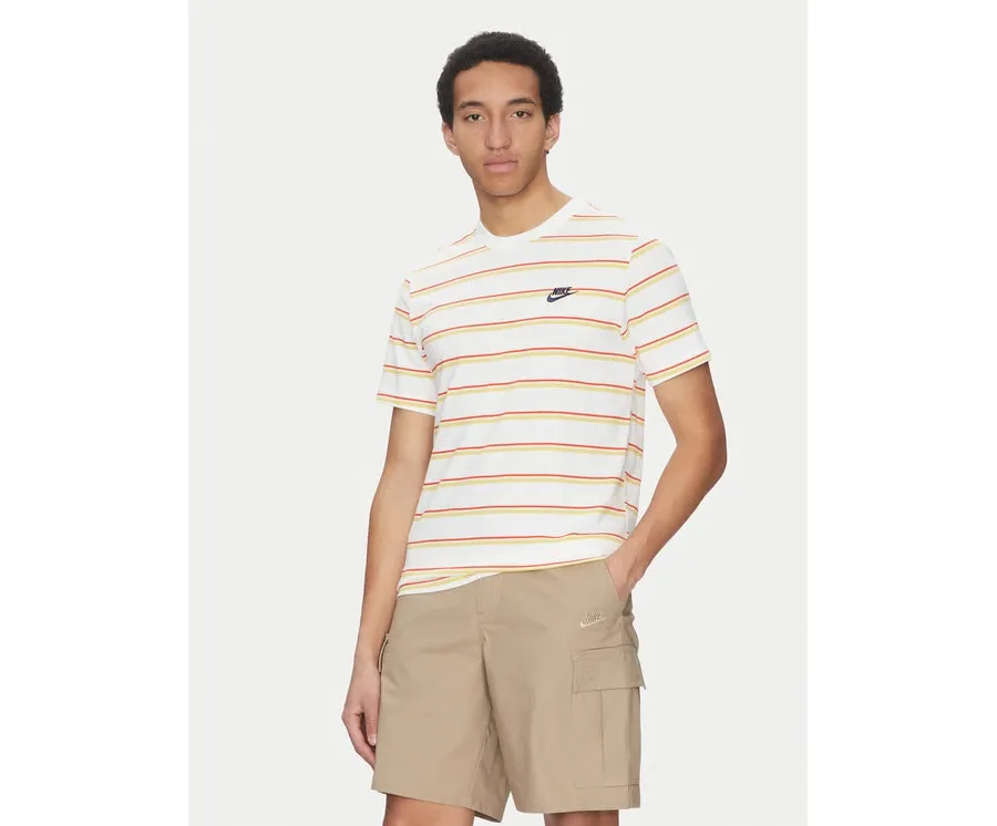 obrazek 1 Nike T-Shirt DZ2985 Biały Regular Fit