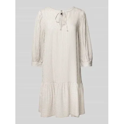 Zdjęcie Sukienka o długości do kolan z dekoltem w serek